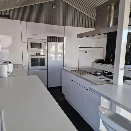 Les Cerisiers 2 Guest house *